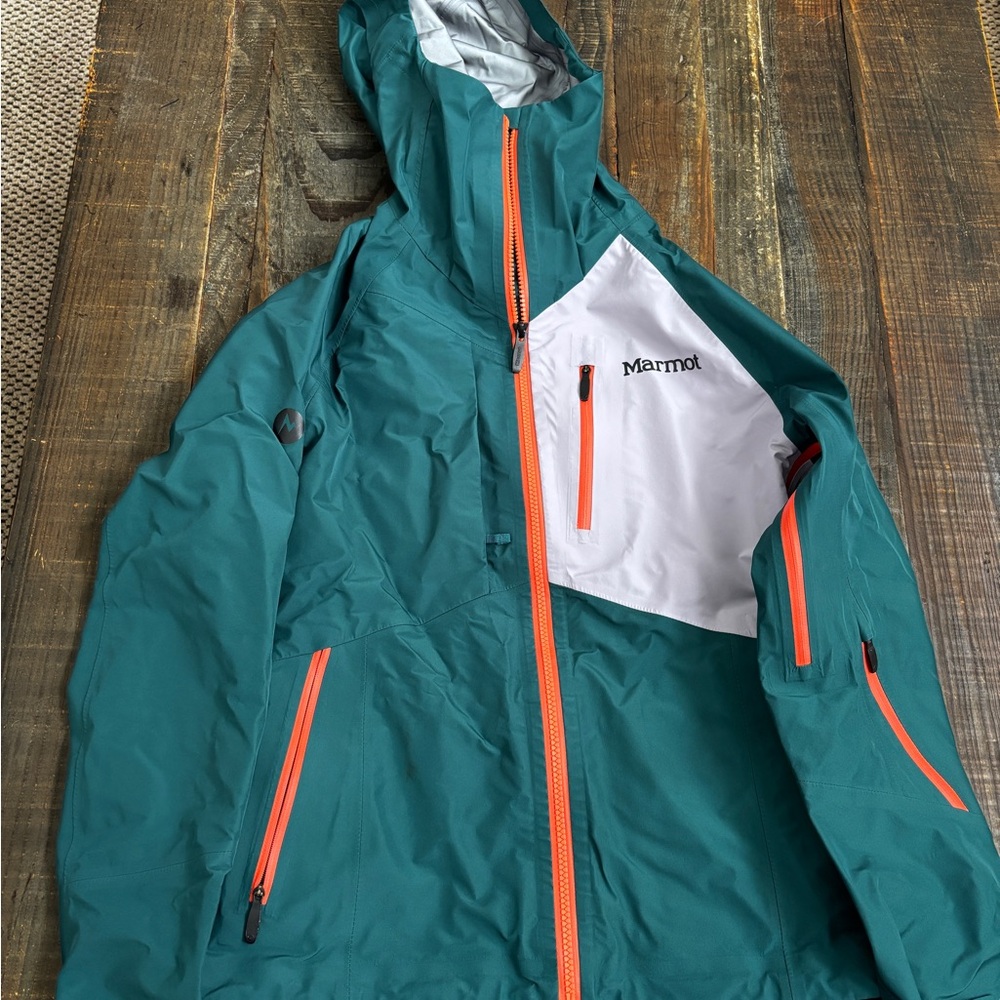 Marmot bariloche ski jacket
Excellent condition